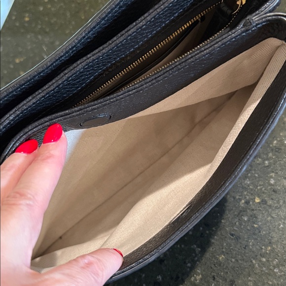 Gucci Black GG Emblem Handbag large shoulder bag - Picture 7 of 11